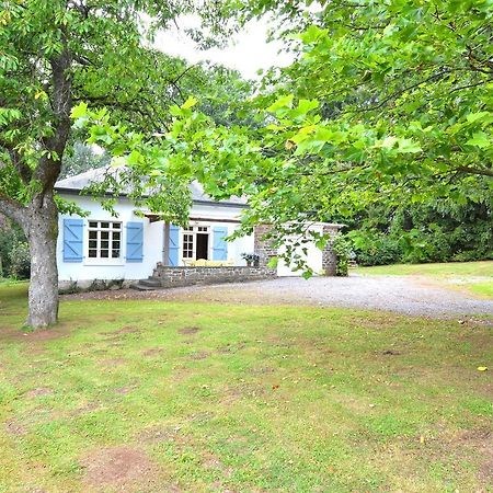 Furnished Bungalow In Monceau En Ardenne With Garden Barbecue Oizy Room photo