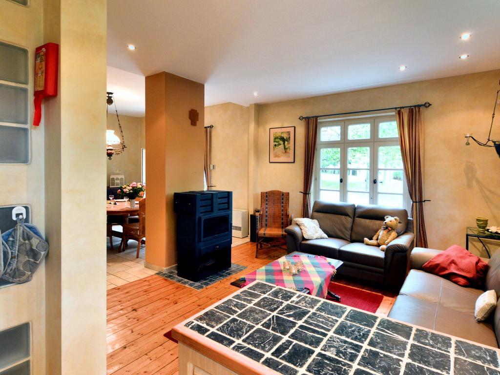 Furnished Bungalow In Monceau En Ardenne With Garden Barbecue Oizy Exterior photo